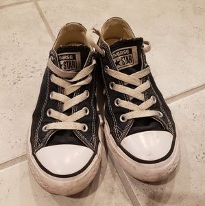 Kids converse
